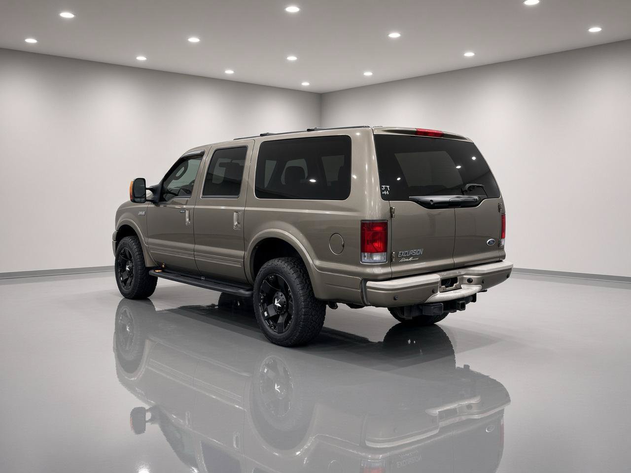 Used 2005 Ford Excursion Eddie Bauer AWD/4WD image 3