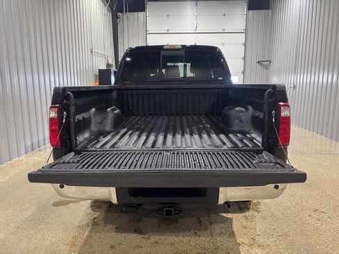 Used 2016 Ford F250 Lariat w/ Lariat Interior Package image 4