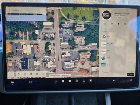 Used 2023 Tesla Model X Plaid image 42