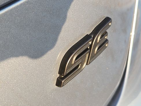 Used 2025 Toyota Corolla SE FWD image 13