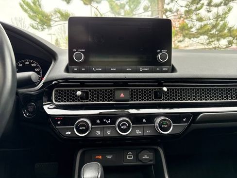 Used 2023 Honda Civic EX image 21
