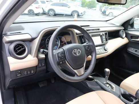 Used 2013 Toyota RAV4 Limited AWD/4WD image 17