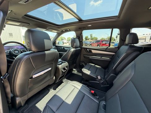 Used 2025 Buick Enclave Preferred w/ Power Package AWD/4WD image 20