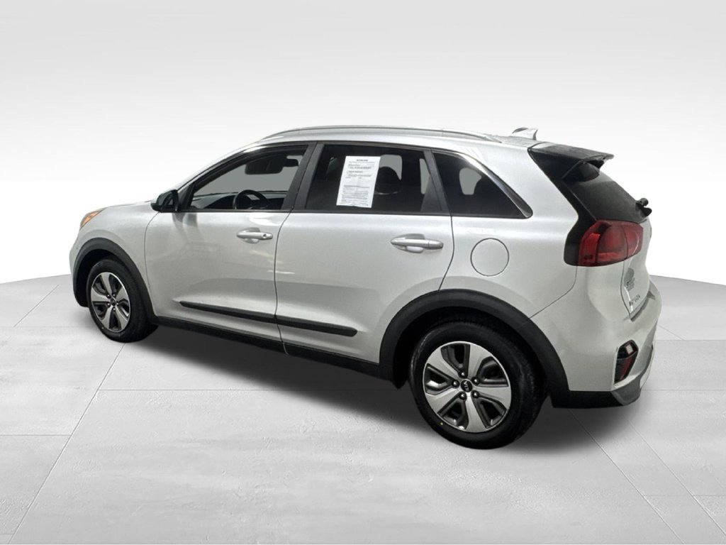 Used 2020 Kia Niro LX FWD image 10