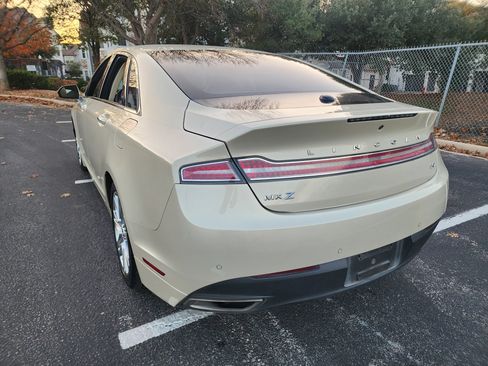 Used 2014 Lincoln MKZ Hybrid w/ Equipment Group 202A Reserve image 5