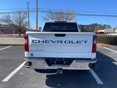 Used 2024 Chevrolet Silverado 1500 LT image 13