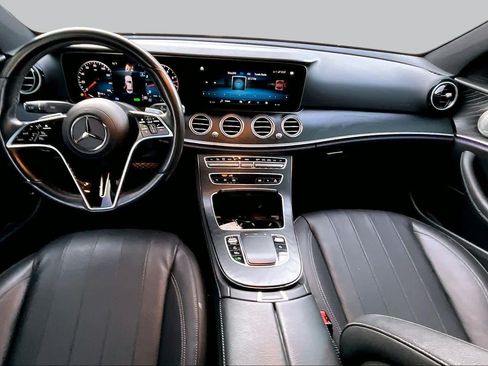 Used 2022 Mercedes-Benz E 450 4MATIC Sedan image 15