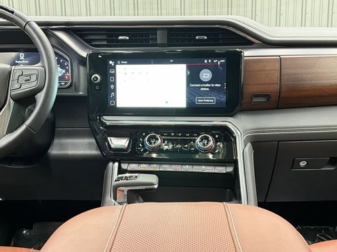 Used 2025 GMC Sierra 1500 Denali Ultimate image 23