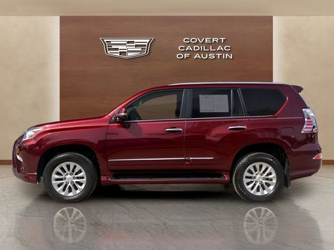 Used 2017 Lexus GX 460 Premium w/ Premium Package image 2