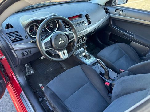 Used 2011 Mitsubishi Lancer Ralliart image 2