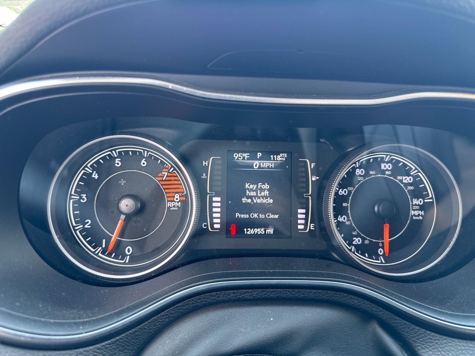 Used 2019 Jeep Cherokee Latitude Plus FWD image 4