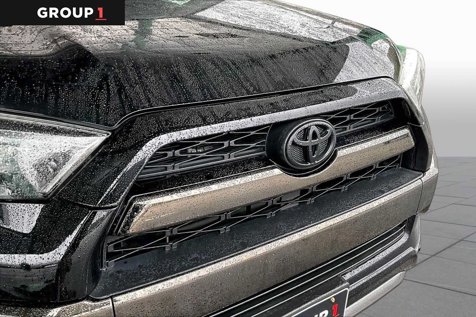 Used 2019 Toyota 4Runner Limited AWD/4WD image 32