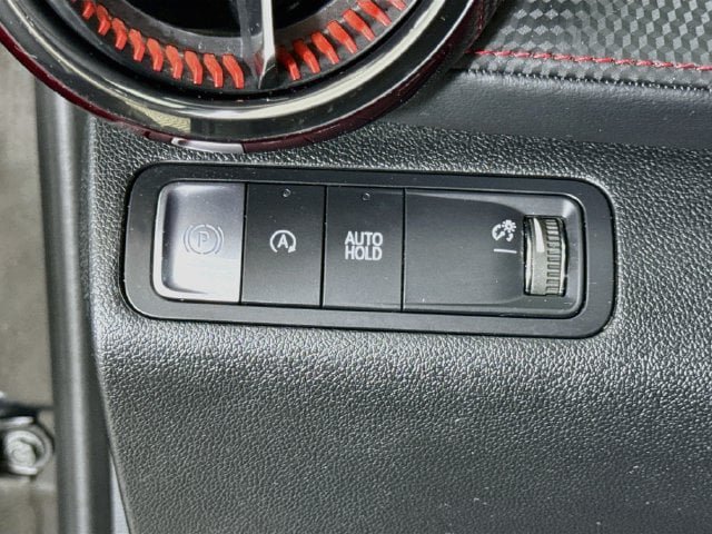 Used 2025 Chevrolet Equinox RS w/ Safety and Technology Package FWD image 11