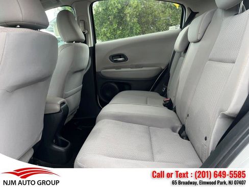 Used 2017 Honda HR-V LX image 31