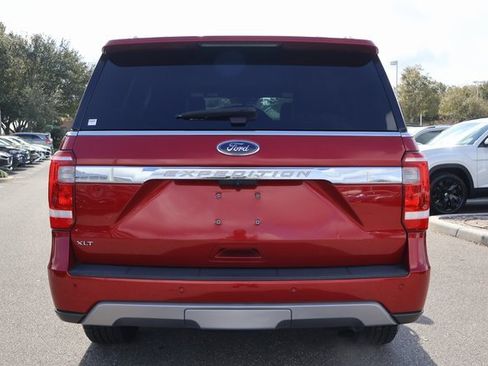Used 2021 Ford Expedition XLT image 6