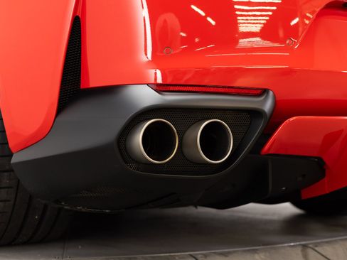 Certified 2018 Ferrari 812 Superfast image 40