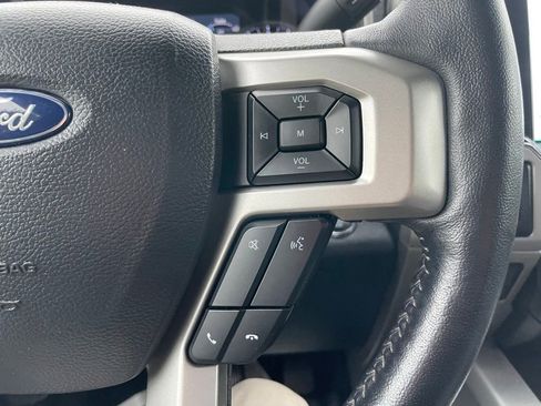 Used 2022 Ford F250 Lariat w/ Lariat Ultimate Package AWD/4WD image 27