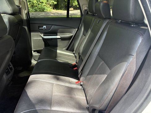 Used 2011 Ford Edge Limited FWD image 22