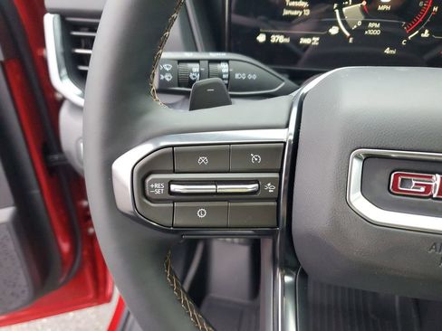 New 2026 GMC Terrain AT4 w/ LPO, Black Badging Package AWD/4WD image 27
