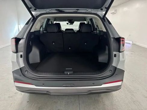 Used 2026 Kia Sportage EX FWD image 7