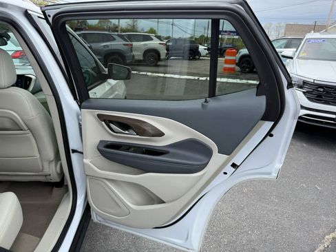 Used 2023 GMC Terrain Denali AWD/4WD image 11