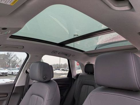 Certified 2023 Audi Q5 2.0T Premium Plus w/ Premium Plus Package image 19