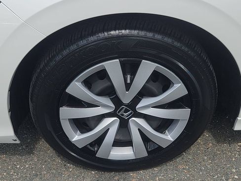 Certified 2025 Honda Civic LX image 7
