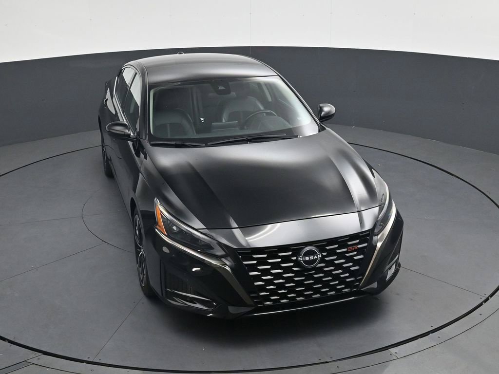 Certified 2025 Nissan Altima 2.5 SR FWD image 23