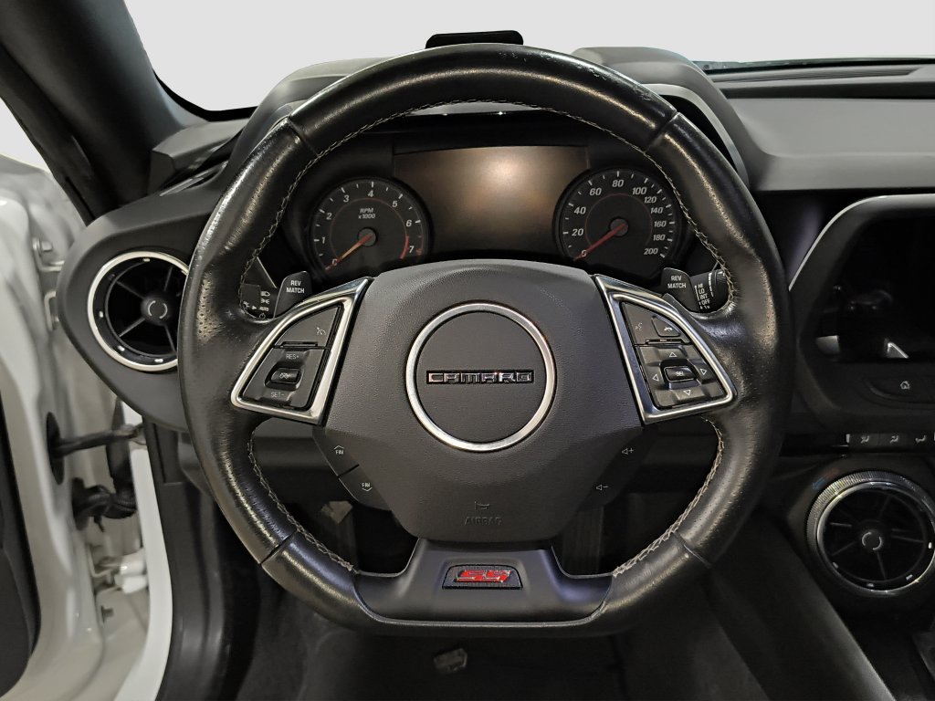 Used 2016 Chevrolet Camaro SS RWD image 21