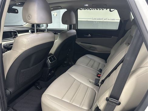 Used 2020 Kia Sorento EX FWD image 3