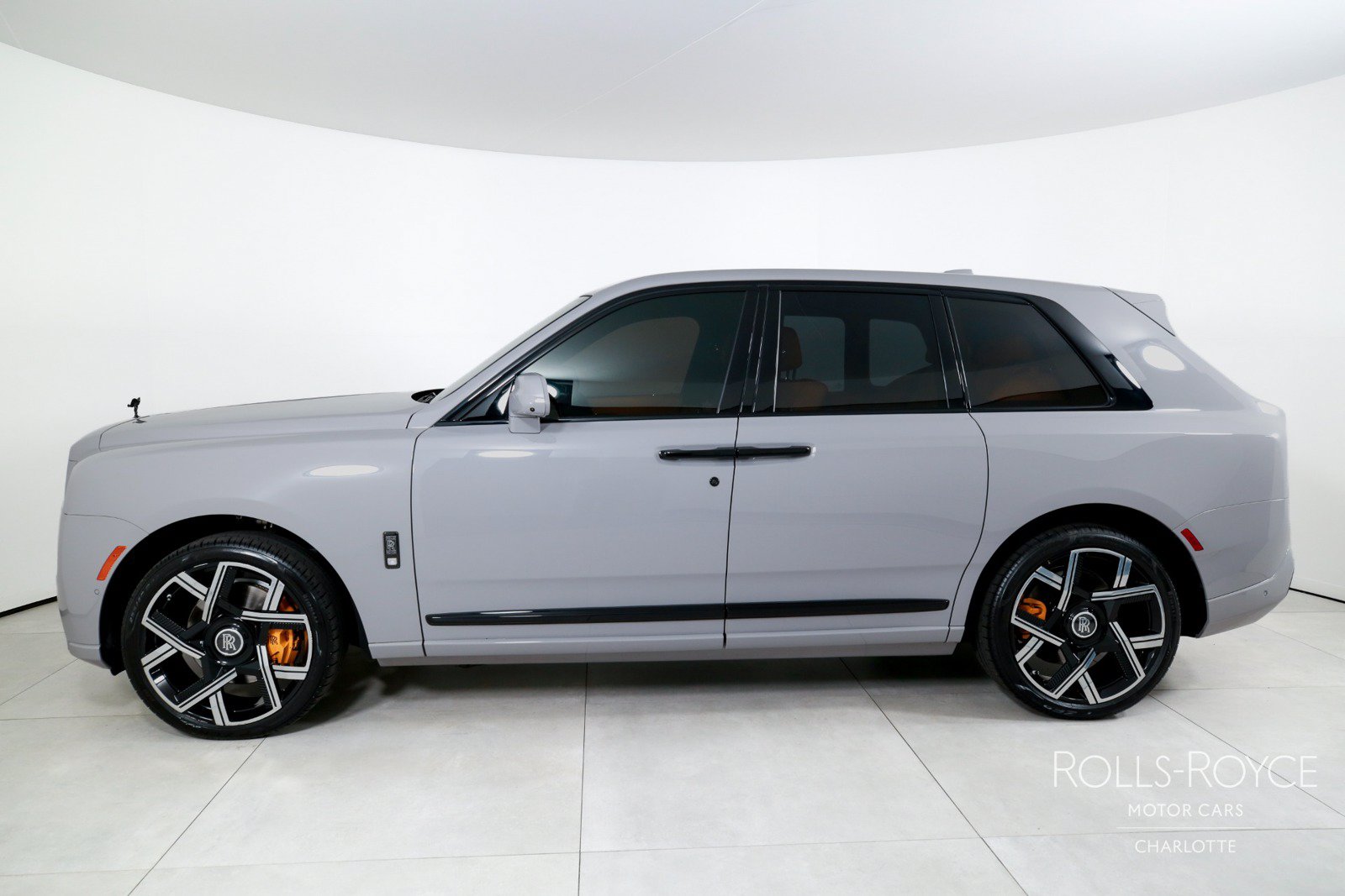 Used 2026 Rolls-Royce Cullinan Black Badge AWD/4WD image 3