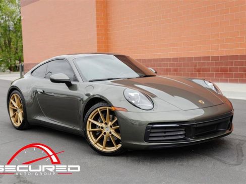 Used 2020 Porsche 911 Carrera RWD image 1