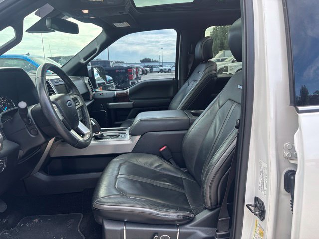 Used 2015 Ford F150 Platinum w/ Equipment Group 701A Luxury AWD/4WD image 9