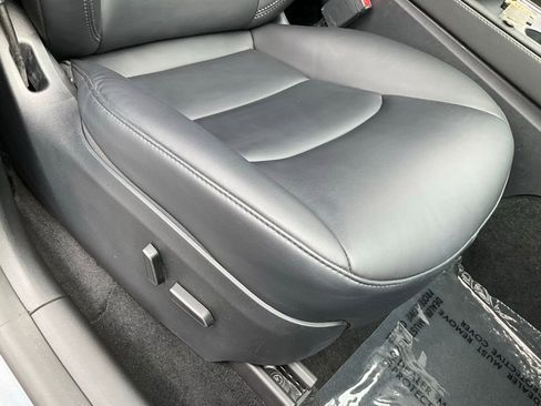 Used 2023 Tesla Model Y 2WD image 67