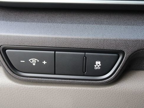 New 2026 Kia Carnival EX FWD image 31