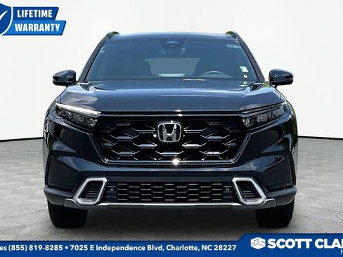 Used 2025 Honda CR-V Sport Touring image 2