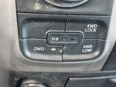 Used 2016 RAM 1500 Tradesman w/ Popular Equipment Group AWD/4WD image 9