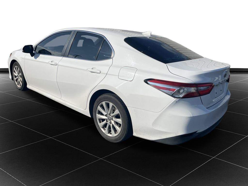 Used 2019 Toyota Camry LE FWD image 3