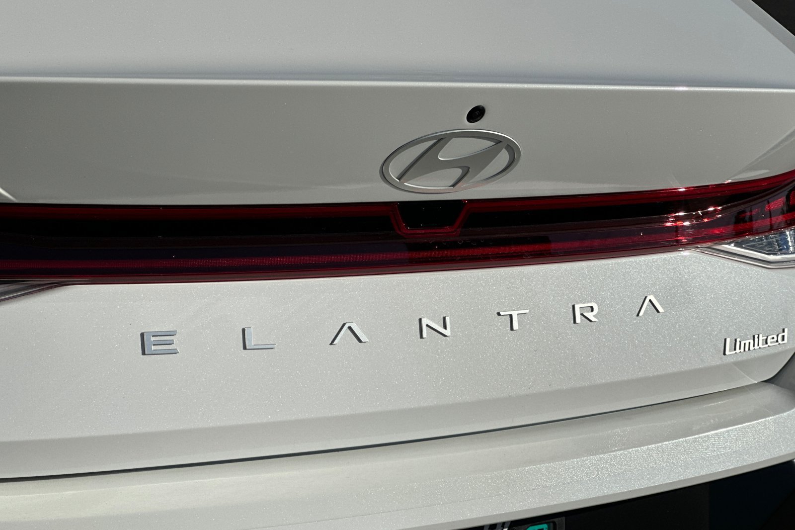 Certified 2026 Hyundai Elantra Limited FWD image 29
