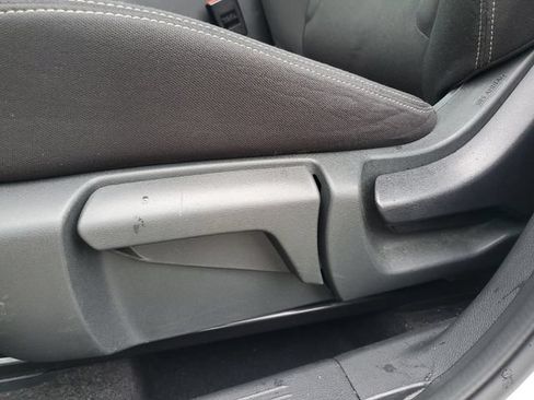 Used 2024 Nissan Rogue S AWD/4WD image 19