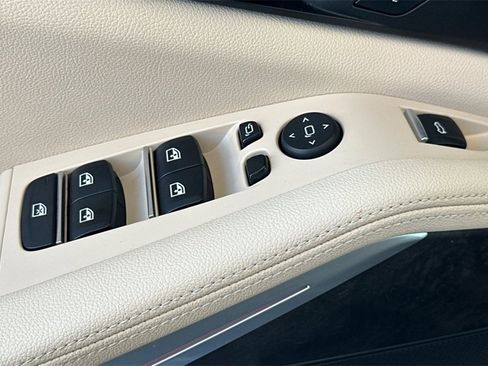 Used 2022 BMW X5 sDrive40i w/ Parking Assistance Package image 15