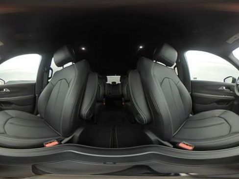 New 2026 Chrysler Voyager LX image 43