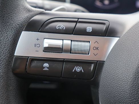 Used 2024 Hyundai Sonata SEL FWD image 12
