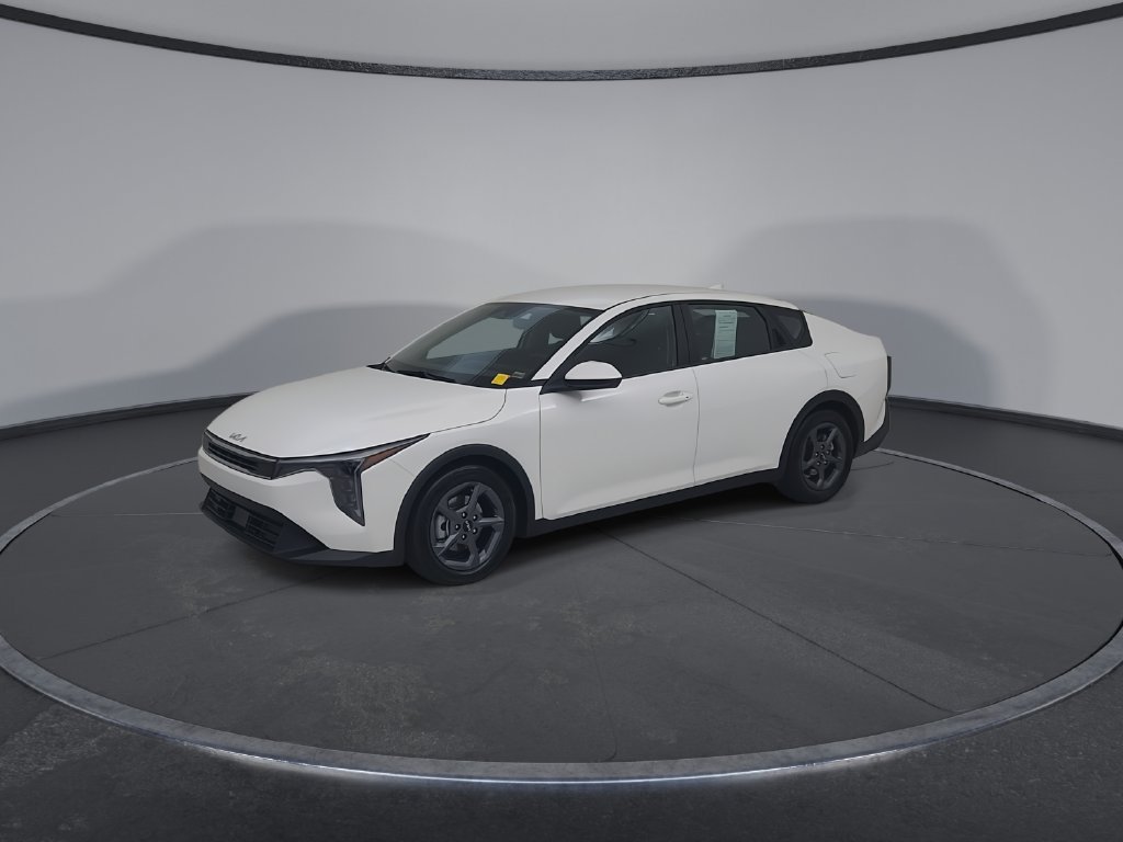 Used 2025 Kia K4 FWD image 7