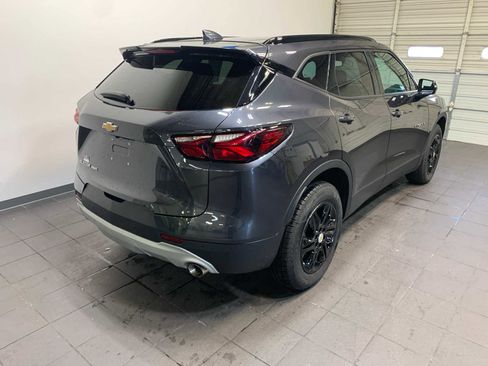 Used 2022 Chevrolet Blazer LT image 3