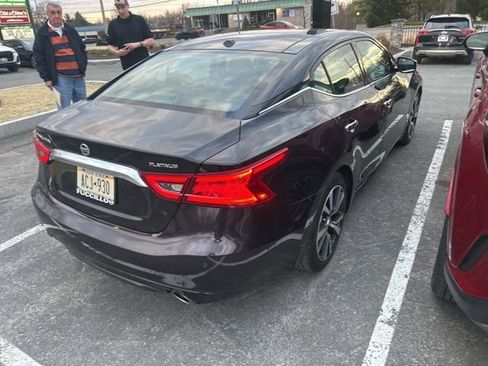 Used 2017 Nissan Maxima Platinum image 3