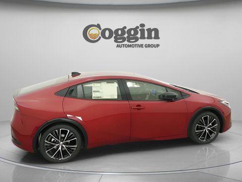 New 2026 Toyota Prius XLE image 20