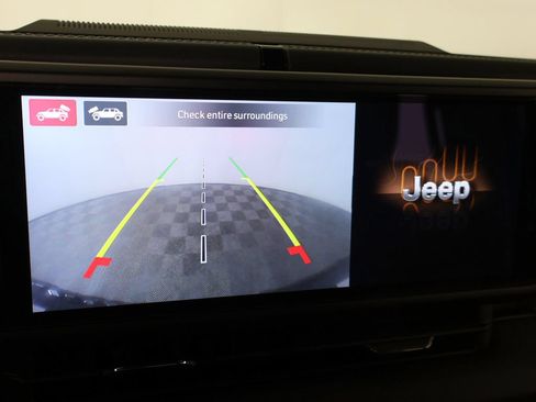 Used 2024 Jeep Wrangler Unlimited Rubicon 4xe w/ Capability Package AWD/4WD image 46