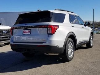 New 2026 Ford Explorer Active AWD/4WD video 3