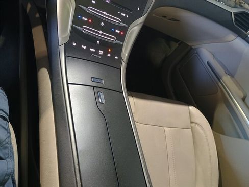 Used 2016 Lincoln MKZ Hybrid w/ Equipment Group 600A Reserve FWD image 27